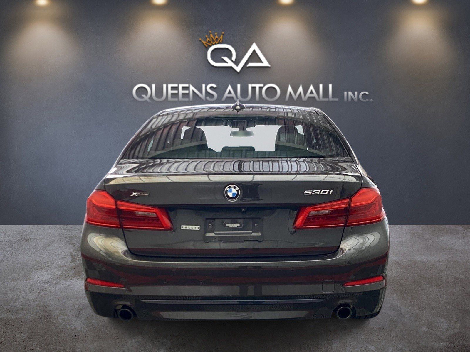 Used 2020 BMW 530i xDrive w/ Convenience Package AWD/4WD image 5