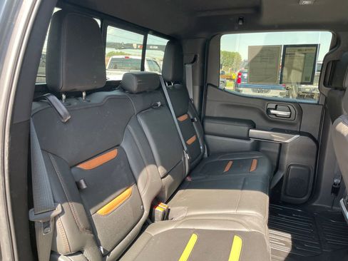 Used 2019 GMC Sierra 1500 AT4 w/ AT4 Premium Package image 24