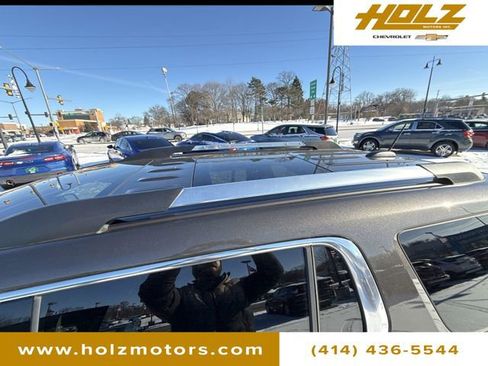 Certified 2019 GMC Acadia Denali w/ Technology Package image 37