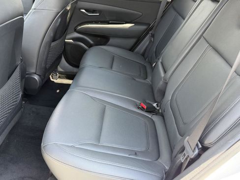 Used 2023 Hyundai Tucson Limited FWD image 8