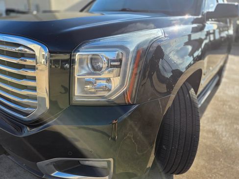 Used 2018 GMC Yukon XL SLT w/ Premium Edition AWD/4WD image 35
