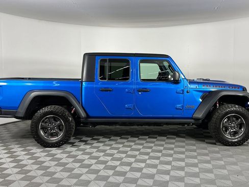 Used 2020 Jeep Gladiator Rubicon w/ Trailer Tow Package AWD/4WD image 3