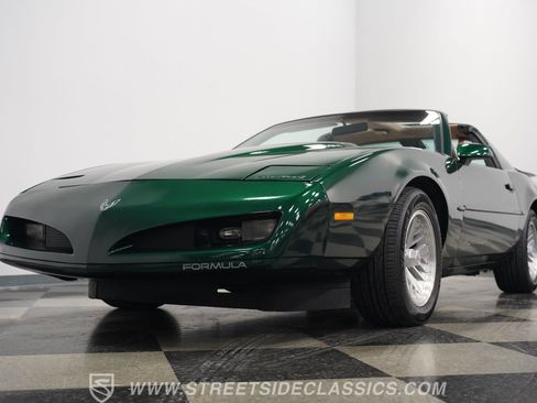 Used 1991 Pontiac Firebird Formula image 24