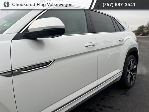 New 2026 Volkswagen Atlas Cross Sport SEL Premium R-Line image 3