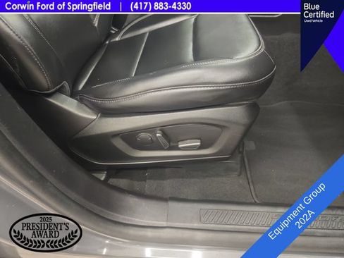 Used 2022 Ford Explorer XLT w/ Equipment Group 202A AWD/4WD image 11