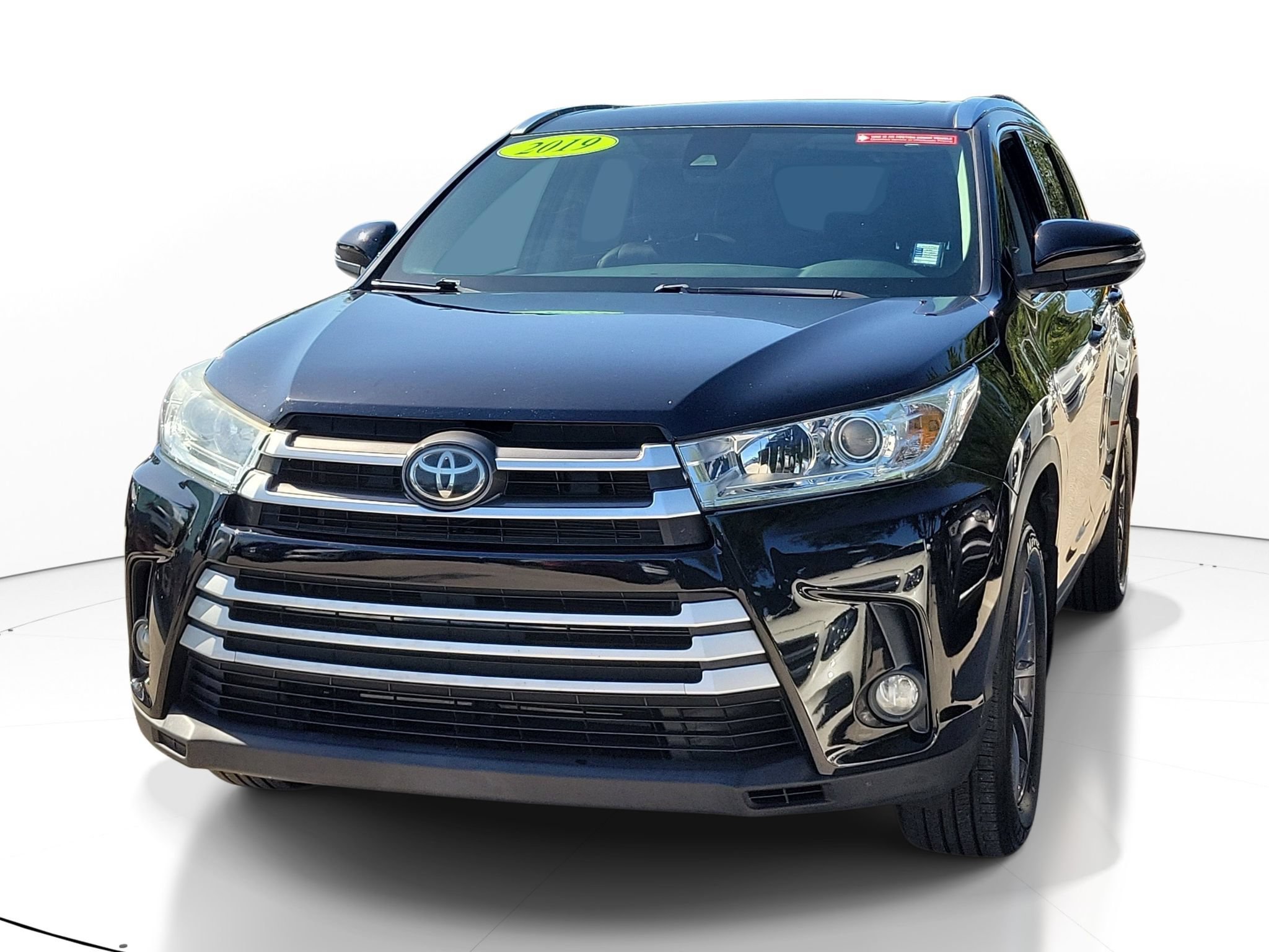 Used 2019 Toyota Highlander XLE AWD/4WD image 5