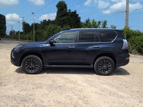 Used 2021 Lexus GX 460 Premium w/ Premium Package AWD/4WD image 2