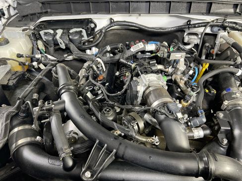 Used 2022 Ford Bronco Wildtrak image 29