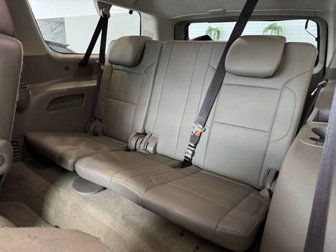 Used 2018 Chevrolet Suburban LT w/ Max Trailering Package image 12