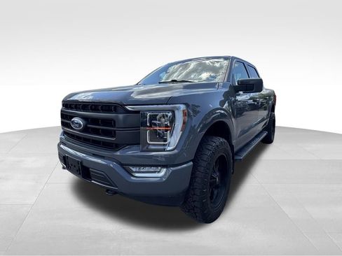 Used 2021 Ford F150 Lariat w/ Equipment Group 502A High AWD/4WD image 2