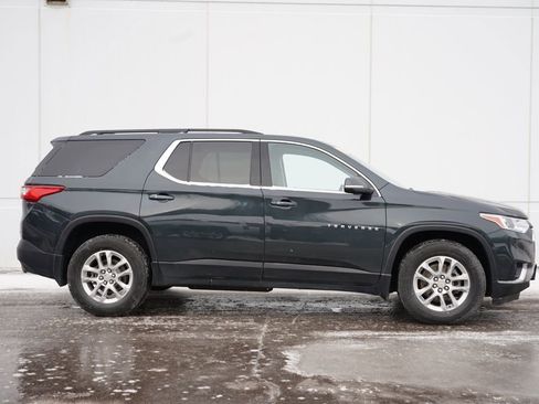 Used 2021 Chevrolet Traverse LT w/ LPO, Floor Liner Package image 2