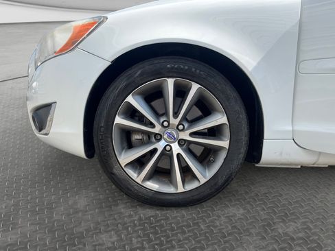Used 2013 Volvo C70 T5 FWD image 16