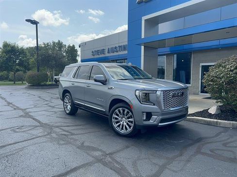 Used 2023 GMC Yukon Denali w/ Advanced Technology Package AWD/4WD image 1