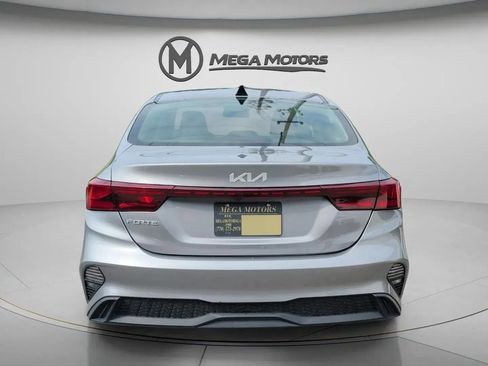 Used 2024 Kia Forte LXS FWD image 6