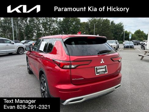 Used 2024 Mitsubishi Outlander SE Black Edition FWD image 7