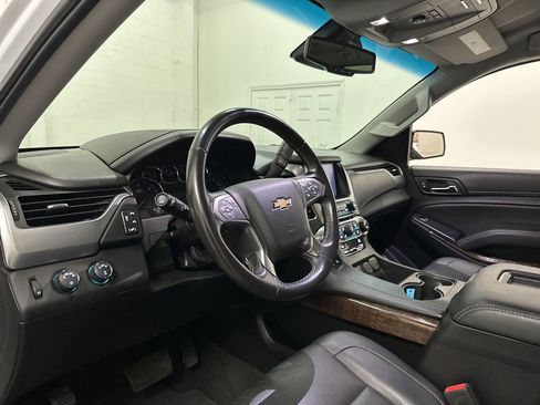 Used 2018 Chevrolet Tahoe LT AWD/4WD image 32