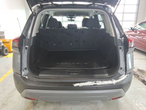 Used 2022 Nissan Rogue SV image 29