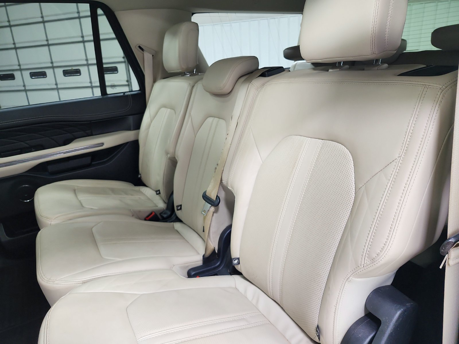 Used 2022 Ford Expedition Max Platinum AWD/4WD image 12