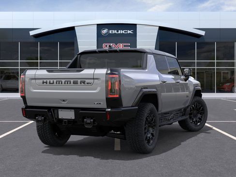 New 2026 GMC Hummer EV 4x4 Crew Cab w/ LPO, Dark Essentials Package image 4