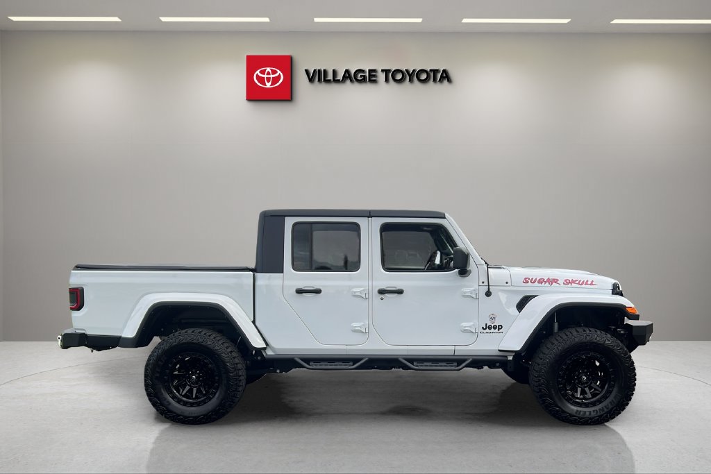 Used 2022 Jeep Gladiator Sport AWD/4WD image 6