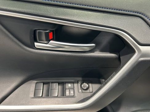 Used 2019 Toyota RAV4 XSE w/ Carpet Mat Package image 8