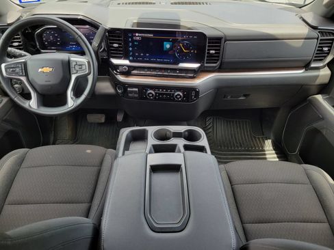Used 2026 Chevrolet Silverado 1500 LT AWD/4WD image 17