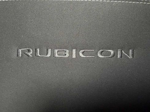 Used 2013 Jeep Wrangler Unlimited Rubicon w/ Connectivity Group AWD/4WD image 29