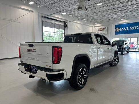 Used 2025 GMC Sierra 1500 AT4 w/ AT4 Premium Package AWD/4WD image 5