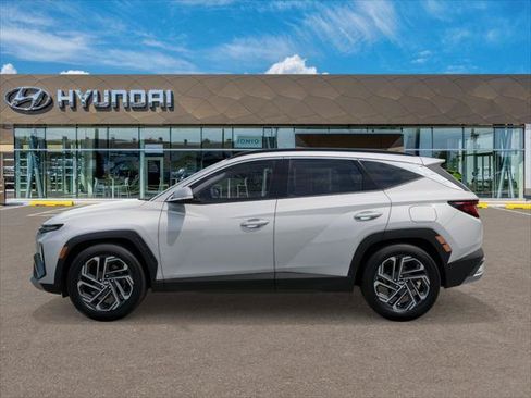 New 2026 Hyundai Tucson SEL Plus w/ Tow & Go Package FWD image 3