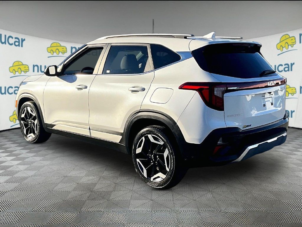 Used 2024 Kia Seltos SX AWD/4WD image 4