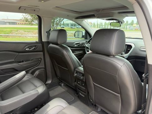 Used 2017 GMC Acadia SLT FWD image 37
