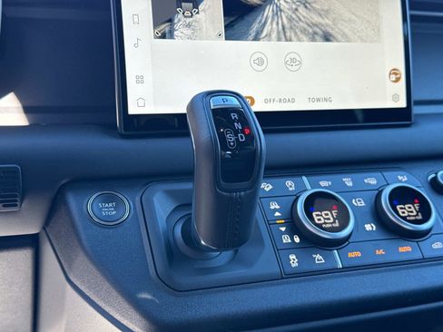 Certified 2025 Land Rover Defender 110 S image 26