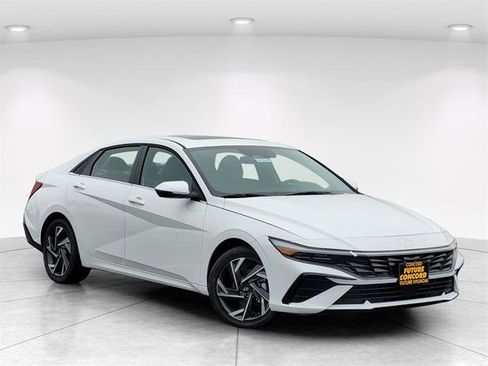 New 2026 Hyundai Elantra Limited image 1