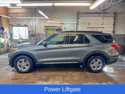 Used 2021 Ford Explorer XLT w/ Equipment Group 202A image 6