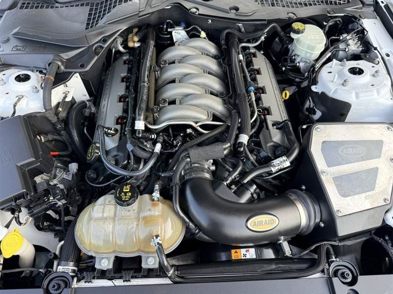 Used 2016 Ford Mustang GT Premium w/ Equipment Group 401A RWD image 31