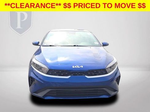 Used 2024 Kia Forte LXS w/ LXS Technology Package FWD image 13