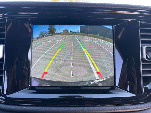 Used 2024 Dodge Durango SXT image 24