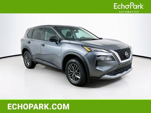 Used 2023 Nissan Rogue S image 1