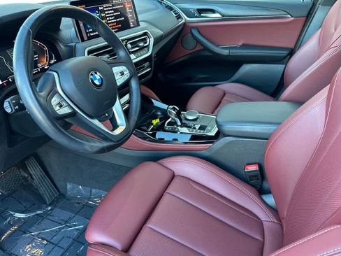 Certified 2023 BMW X4 xDrive30i w/ Premium Package image 11