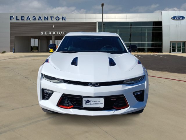 Used 2018 Chevrolet Camaro SS w/ Redline Edition RWD image 8