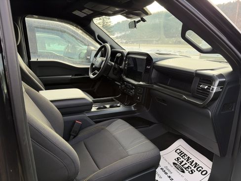 Used 2025 Ford F150 STX w/ Equipment Group 200A image 6