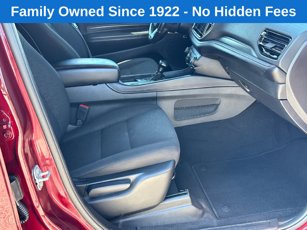 Used 2025 Dodge Durango GT AWD/4WD image 13