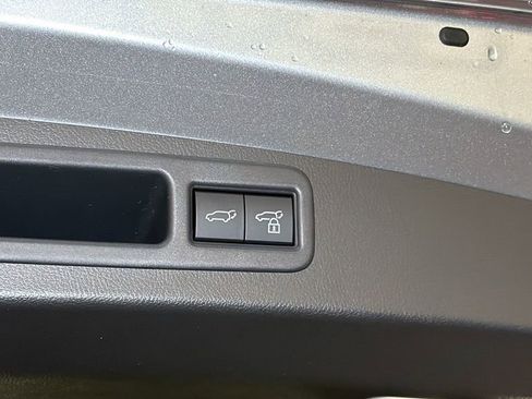 New 2026 Lexus RX 450h AWD image 10