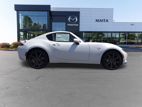 New 2026 MAZDA MX-5 Miata RF Grand Touring w/ Weather Package RWD image 2