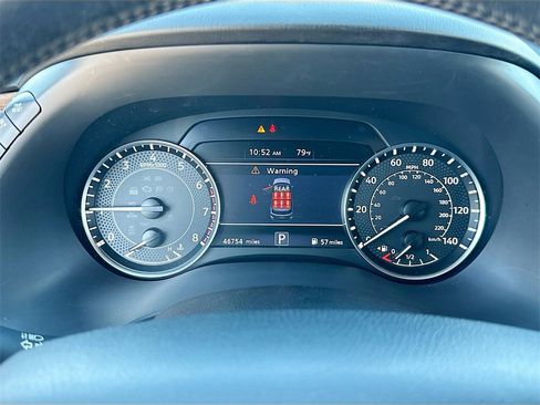 Used 2022 Nissan Armada SL image 12