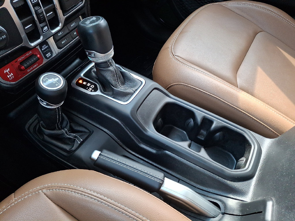 Used 2021 Jeep Wrangler Unlimited Rubicon AWD/4WD image 26