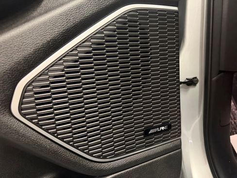 Used 2023 Jeep Grand Cherokee Trailhawk image 24