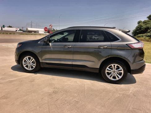 Used 2016 Ford Edge SEL w/ Equipment Group 201A FWD image 4