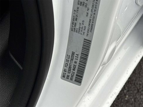 New 2026 RAM 1500 4x4 Crew Cab image 30