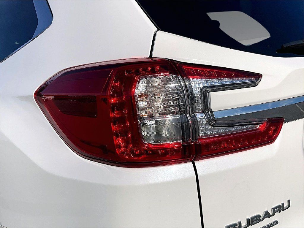 Used 2024 Subaru Ascent Touring AWD/4WD image 35